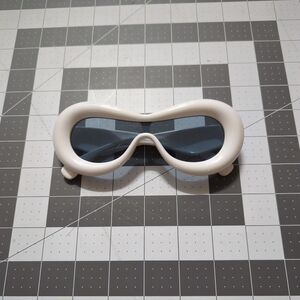 Lowe Style Sunglasses